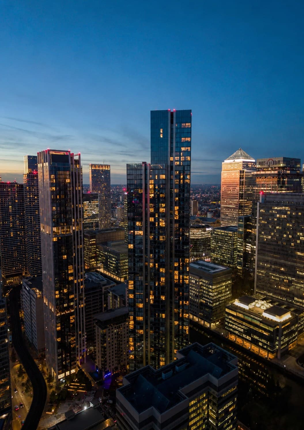 South Quay Plaza, Canary Wharf, E14 — Berkeley Group projesi